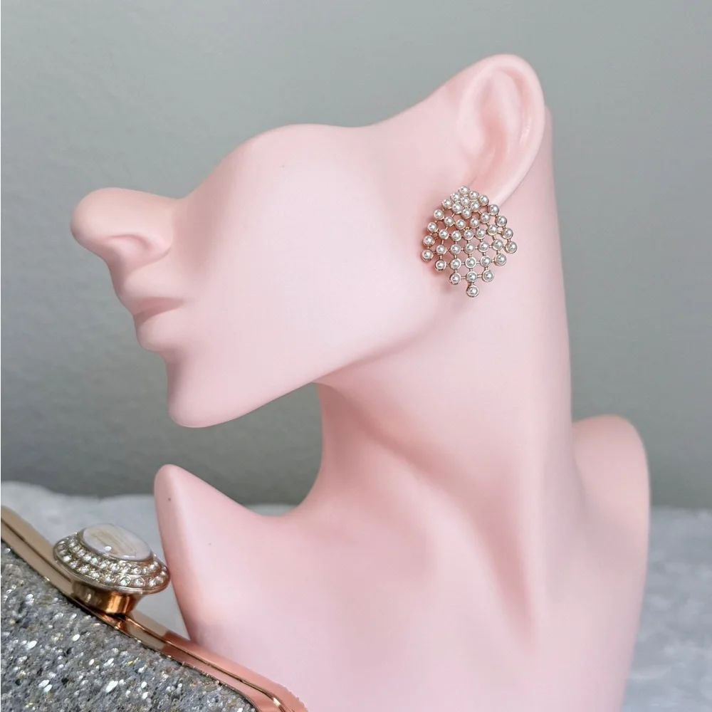 ⚜️Elegant Pearl Cluster Earrings